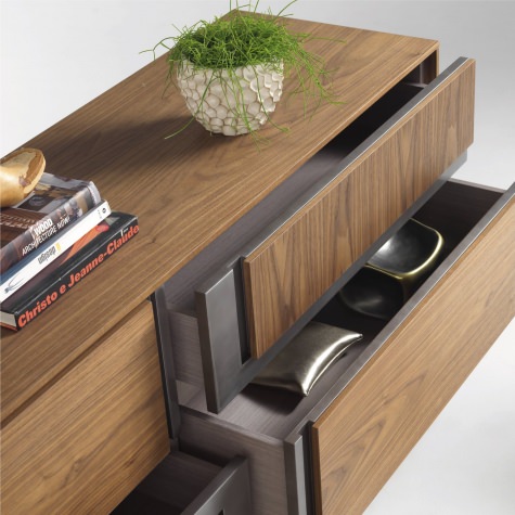 Credenza CLIK con cestoni e ante intarsiate