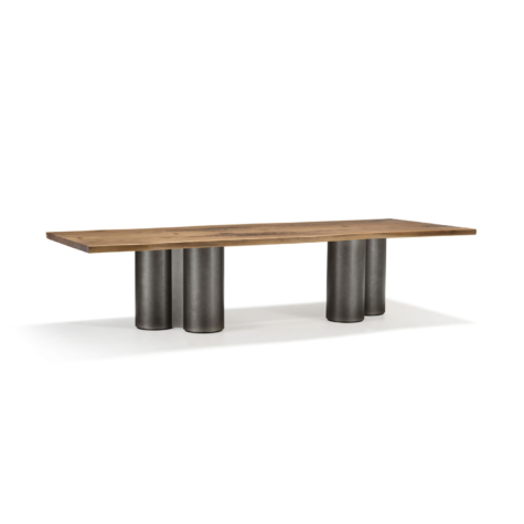 Vero Table with Pila metal legs