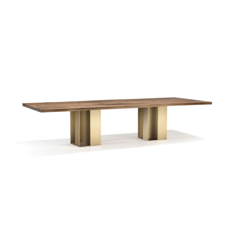 Vero Table with Cubica metal legs