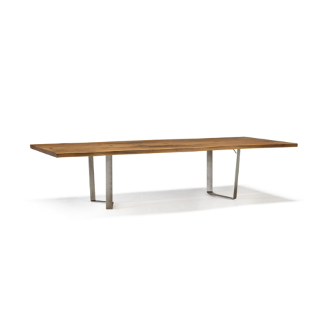 Vero Compact Table in solid walnut or solid oak