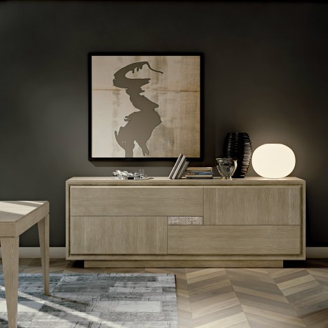 Credenza in rovere con vano segreto