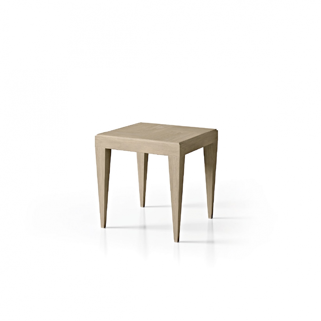 Structure outlet coffee table