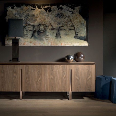 Sideboard in solid walnut with 4 doors